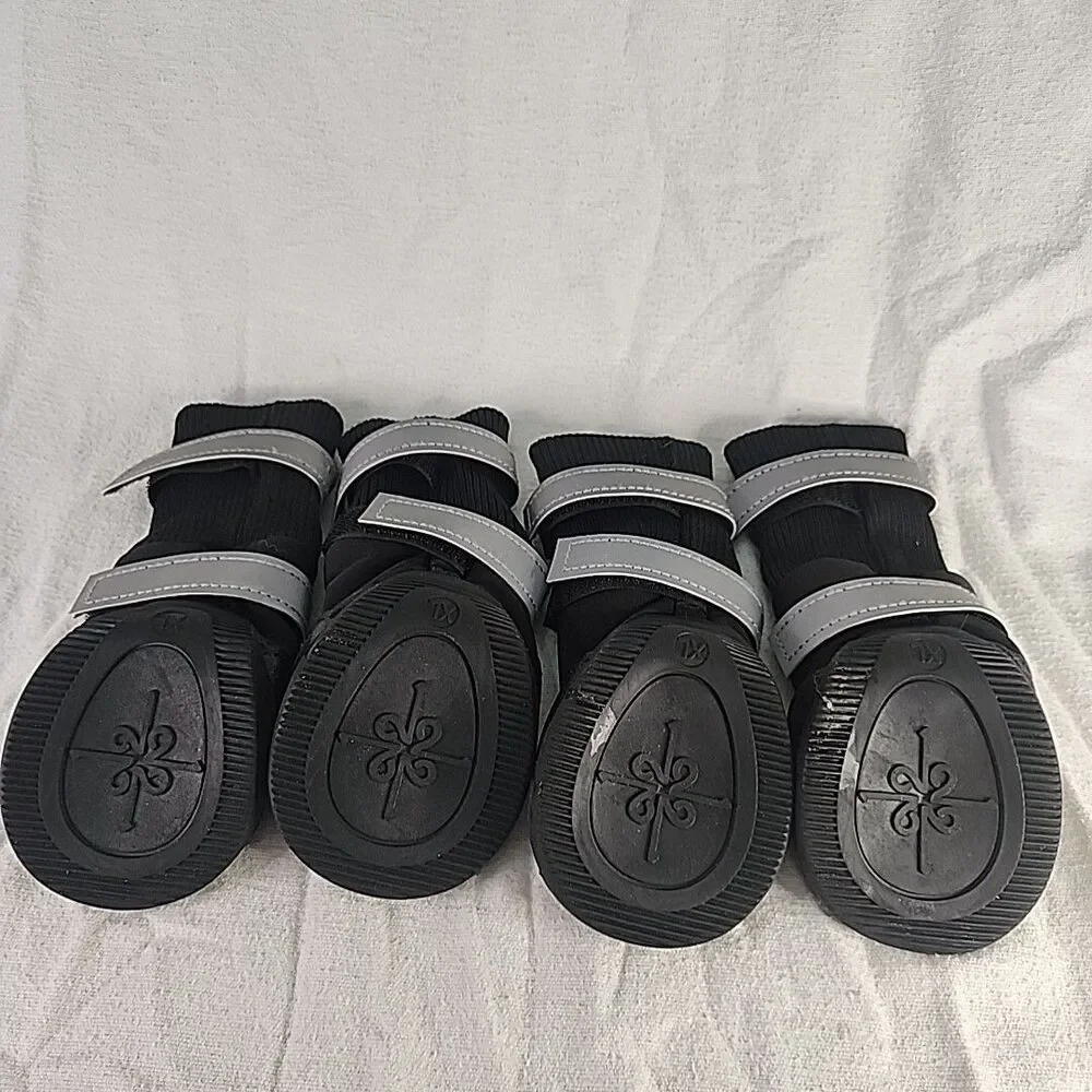 Dog Boots Set of 4 Good2Go All Weather Dog Socks XL Black Hook And Loop Closures